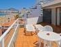 große Meerblick-Terrassen der Playa Dorada Apartments am Canteras Strand Las Palmas