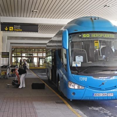 guagua-66-aeropuerto-las-pa.jpg